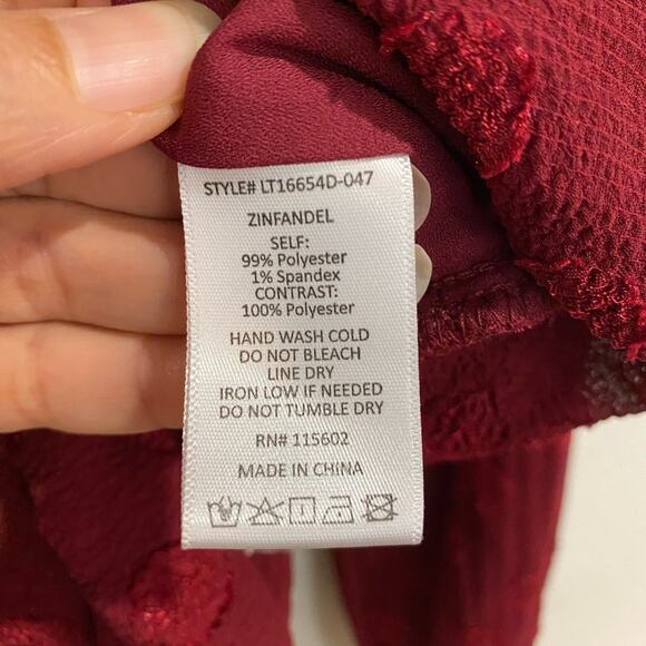 Lush Burgundy Posey Tie Front Crop Blouse Sz M NWT - Picture 8 of 14